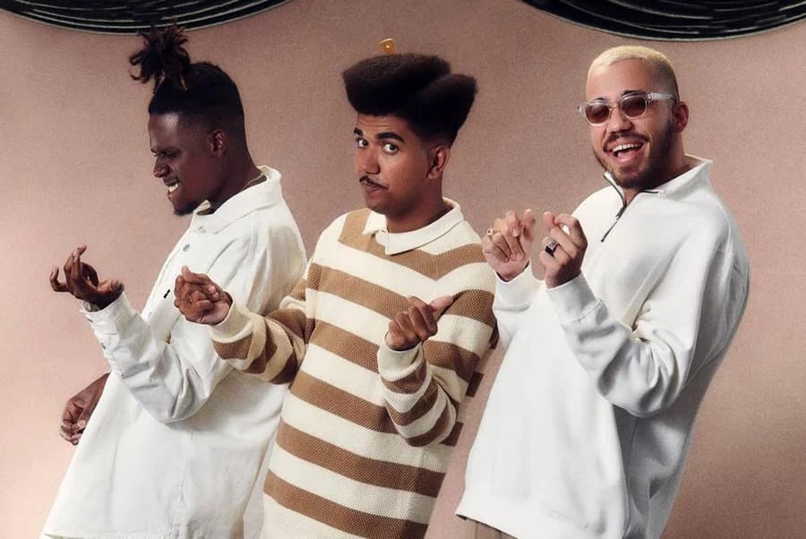 Os Garotin e Munhoz e Mariano encerram shows em Farol